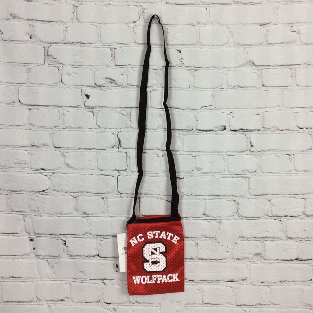 NCAA NC State Wolfpack Game Day Pouch Cross Body Nylon Jersey Style Zipper Purse